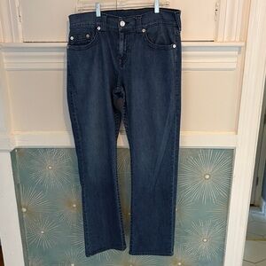 Men’s True Religion Ricky Relaxed Straight Jeans. 32” inseam;35” waist